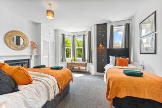 The Artists House in Central Bath - Sleeps 11 - 5