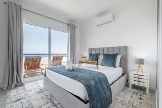 Esterinha's Ocean Apartment by GALMI - 9