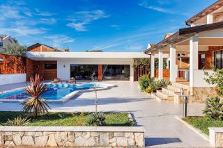 Only you, villa with pool - Krimovice - 4