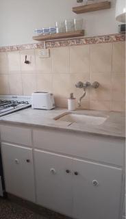 Amplio monoambiente - 9