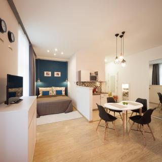 STUDIO 16 - 6