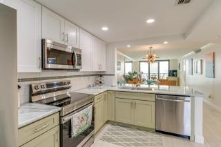 Hutchinson Island Condo with Views and Pool Access - 9