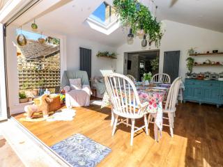 14 Hill Close - Richmond - 3