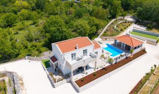 NEW! Villa Domus Alba - A Tranquil Family Hideaway with Private Pool - Primorski Dolac - 3