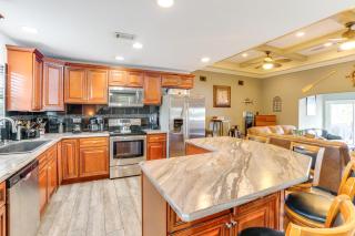 Fish, Swim and More Lakefront Retreat in Ocklawaha! - Ocklawaha - 3
