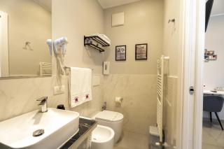 Affittacamere Orchidea for Tourists Hesperia Hosp - Modena - 3