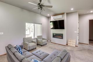 2 Mi to Lake Almanor Home with Golf Course Views! - Lake Almanor - 7