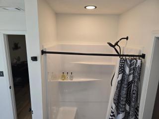 Stylish 3bd 2bath home - North Augusta - 1