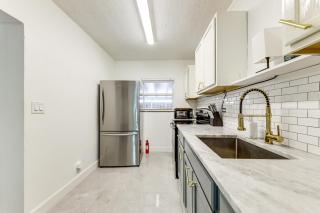 4 Mi to Ft Lauderdale Beach WFH-Friendly Home! - Fort Lauderdale - 2