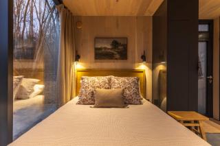 Fauna Mirror Cabin Secluded Getaway - - 1