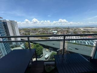 AZURE BICUTAN MALDIVES Tower - Manila - 5