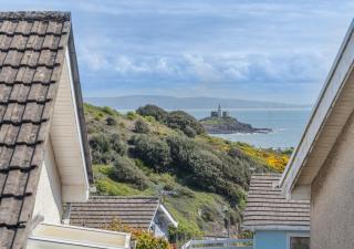 Whispering Winds - The Mumbles - 9