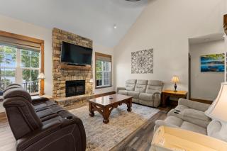 Spacious Waterfront Home on Lake Norman with Firepit Views and Dock Access - Sherrills Ford - 3