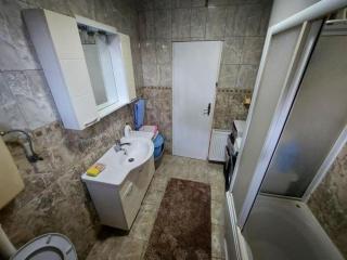 Stefhouse - - 3