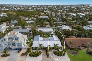 83rd St Villas West villa - Holmes Beach - 3