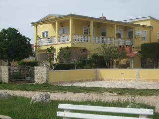 Deby beach house - 4