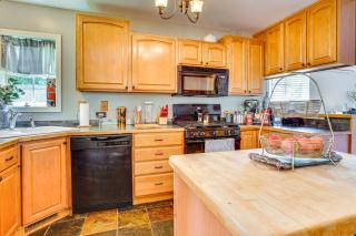 1 Mi to Dtwn Home with Fire Pit in St Paul - Falcon Heights - 1