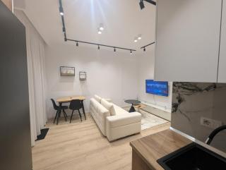 Ave's Elegance Apartments - 4