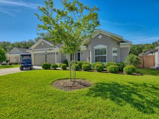 2964 Z6 VILLAGE OF FENNEY by REMAX Premier - 0