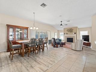 3008R Z2A Village of Polo Ridge by REMAX Premier - 8
