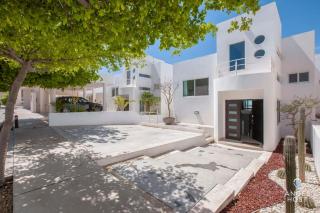Large Private Terrace & Expansive Views - La Paz - 1