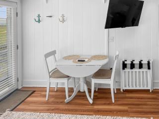 Seaside Cottages - Cottage 17 - Ocean View - South Yarmouth - 7