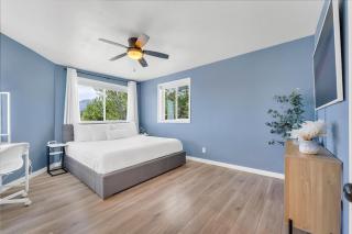 Family Retreat Mountain View with Hot Tub and Mini Golf - 5