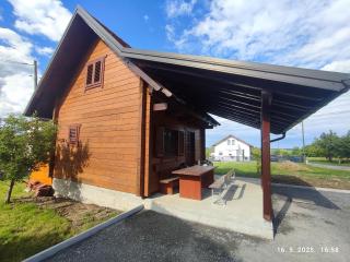 Cypres, modern wooden house with free parking - Gračec - 0