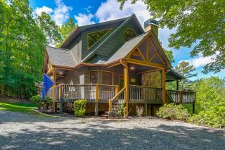Family Friendly Hot Tub Haven in Mineral Bluff! - Mineral Bluff - 0