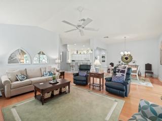 501 Z3b VILLAGE OF CAROLINE by REMAX Premier - 7