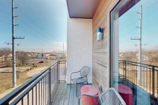 Chic 1BR Condo Near Broadway & Music Row - Nashville - 3