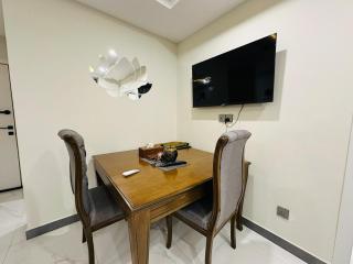 Hills & Sunset View 2BHK Apartment - Islamabad - 8