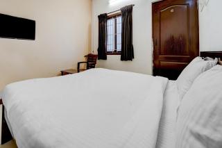 Hotel O Airport Inn - Irugūr - 9