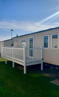 Homely 8 Berth Caravan At California Cliffs Near To Scratby Beach Ref 50067G - - 0