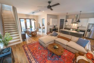 10 min to Broadway+Modern Cowboy Retreat+Rooftop - Nashville - 0
