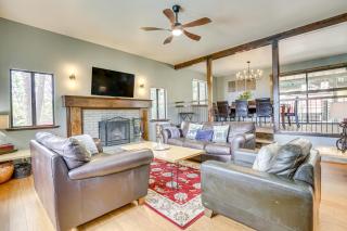 Partial Lake Arrowhead View Cabin with Game Room! - Lake Arrowhead - 5