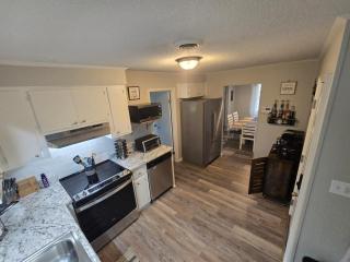 Charming 3BR with Interstate Access - North Augusta - 9