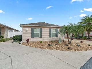871 Z4A VILLAGE OF CHARLOTTE by REMAX Premier - The Villages - 7
