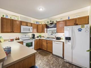 888 Z4A VILLAGE OF SANIBEL by REMAX Premier - 7