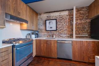 Nashville Riverfront Family Loft Stay for 4 - 8
