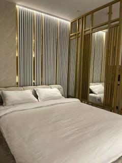 Yamaluxe Apartments - Romantic Stay - Bukarest - 5