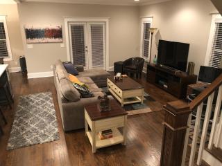 Villa Heights Entire Three Queen Bed Home - Charlotte - 0