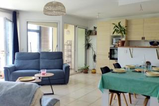 The 2 bedroom apartment with balcony - near park - Toulon - 0