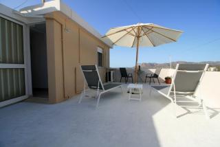Cozy SeaView Apartment Walking Distance to Beach - 9