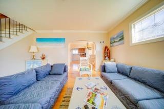 1 Block to Bridge Street Lake Erie Vacation Home! - Ashtabula - 4
