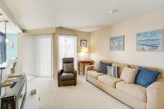 1 Mi to Ferry Port Clinton Condo with Beach View! - 6