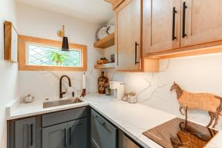 Boutique-Style Barn Stay 4 Mi to Franklin Main St - Franklin - 8