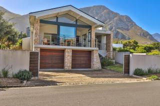Seaside Symphony Villa - Hermanus - 9