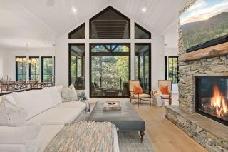 Luxury Ridgecrest Resort 4BR - Big Bear Lake - 0