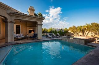 La Vida Hermosa - MidCentury Gem With Courtyard Pool - Palm Springs - 9